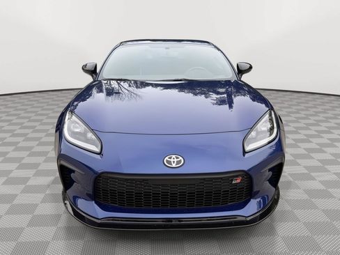 Used 2023 Toyota GR86 Premium w/ ALL Weather Mat Package (TMS) RWD image 2