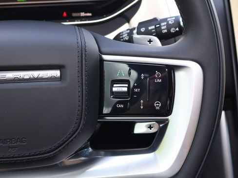 New 2025 Land Rover Range Rover SE image 21
