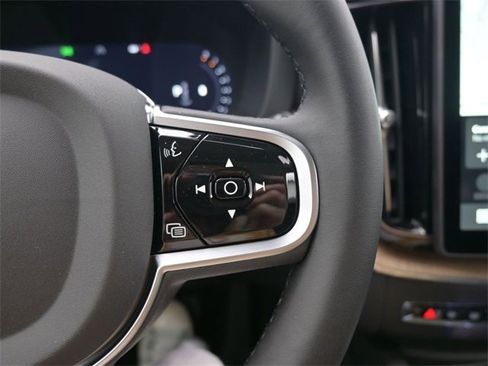 New 2026 Volvo XC60 B5 Plus w/ Protection Package Premier image 25