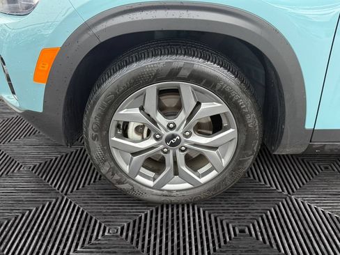 Used 2024 Kia Seltos S AWD/4WD image 14