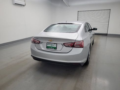 Used 2021 Chevrolet Malibu LT FWD image 7