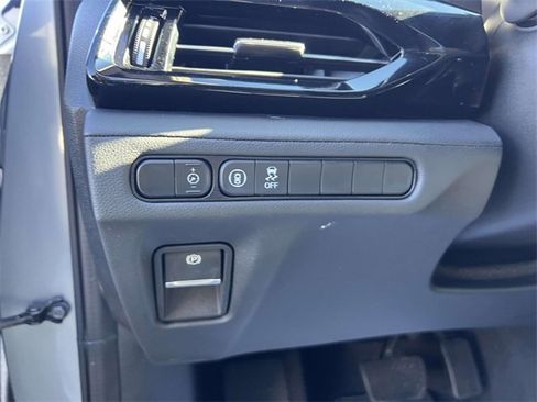 Used 2023 Acura MDX SH-AWD image 24