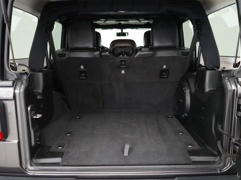 Used 2018 Jeep Wrangler Unlimited Rubicon w/ Dual Top Group image 51