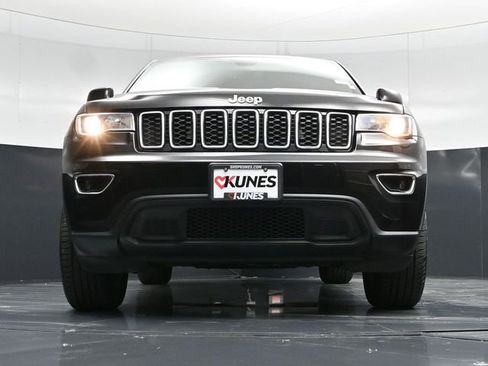 Used 2022 Jeep Grand Cherokee Laredo E image 51