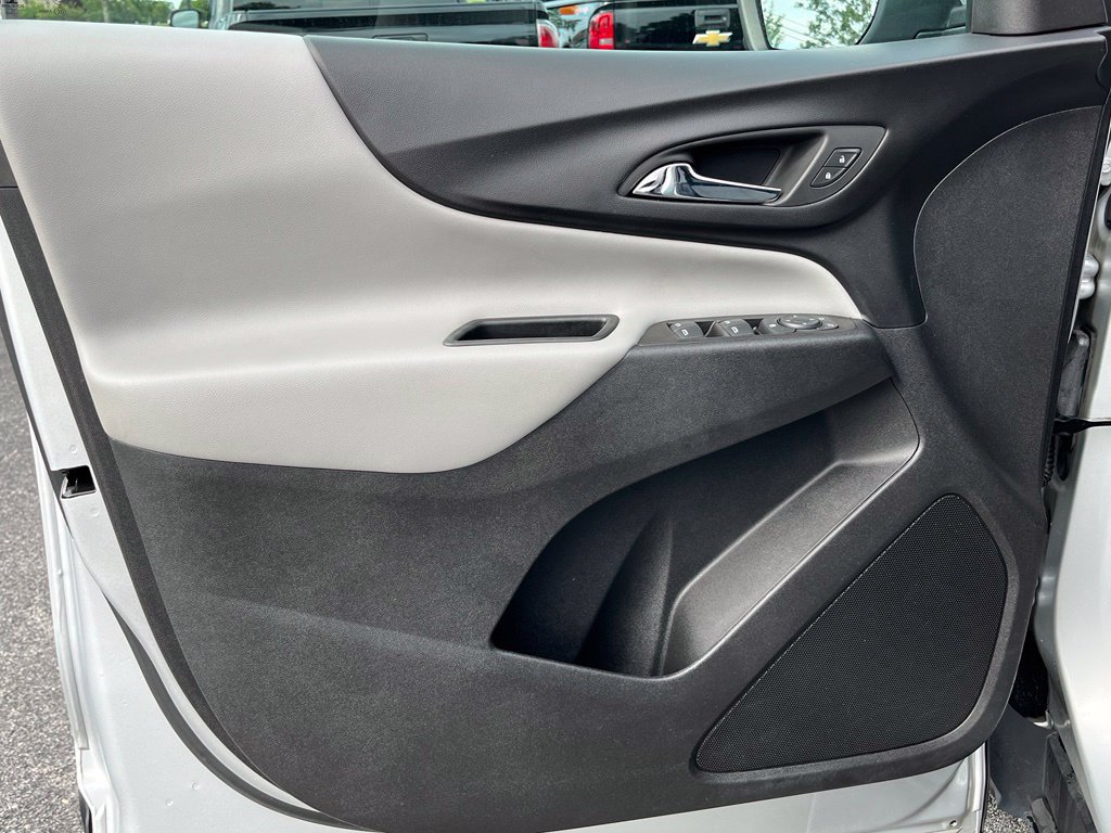 Used 2022 Chevrolet Equinox LT FWD image 17