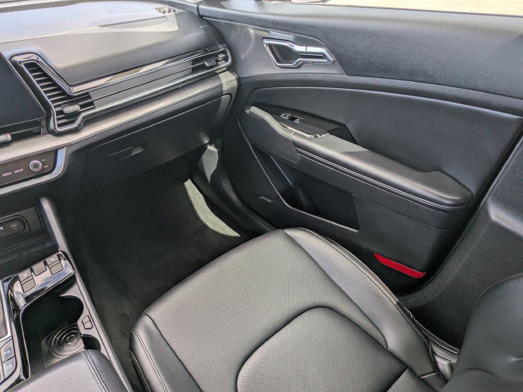Used 2024 Kia Sportage SX FWD image 18