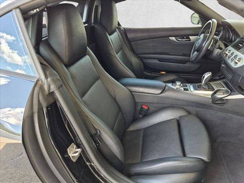 Used 2016 BMW Z4 sDrive35i RWD image 17