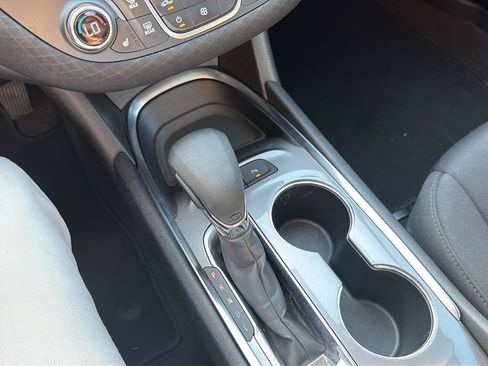 Used 2025 Chevrolet Malibu LT FWD image 21