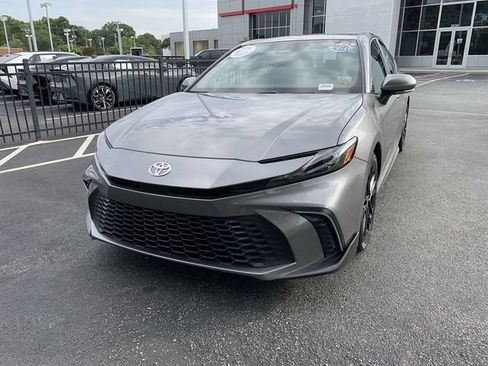Certified 2026 Toyota Camry SE FWD image 4