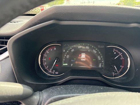 Used 2023 Toyota RAV4 XLE w/ Convenience Package AWD/4WD image 14