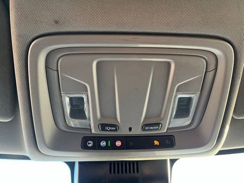 Used 2024 GMC Sierra 2500 SLE w/ SLE Convenience Package image 25