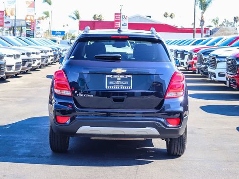 Used 2022 Chevrolet Trax LT w/ Driver Confidence Package AWD/4WD image 5