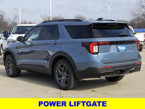New 2026 Ford Explorer ST-Line w/ ST-Line Street Pack RWD image 7