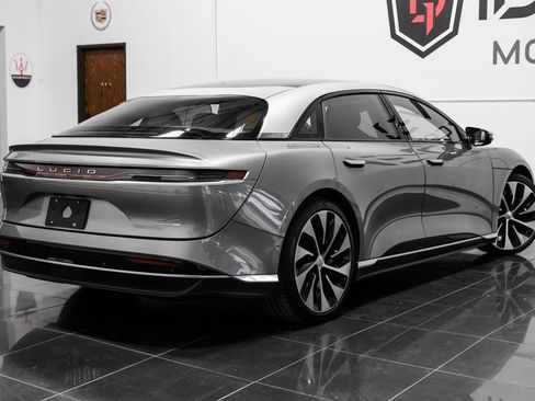 Used 2023 Lucid Air Grand Touring image 12