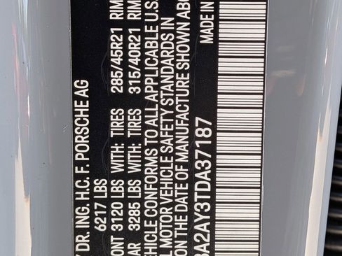 New 2026 Porsche Cayenne Coupe image 30