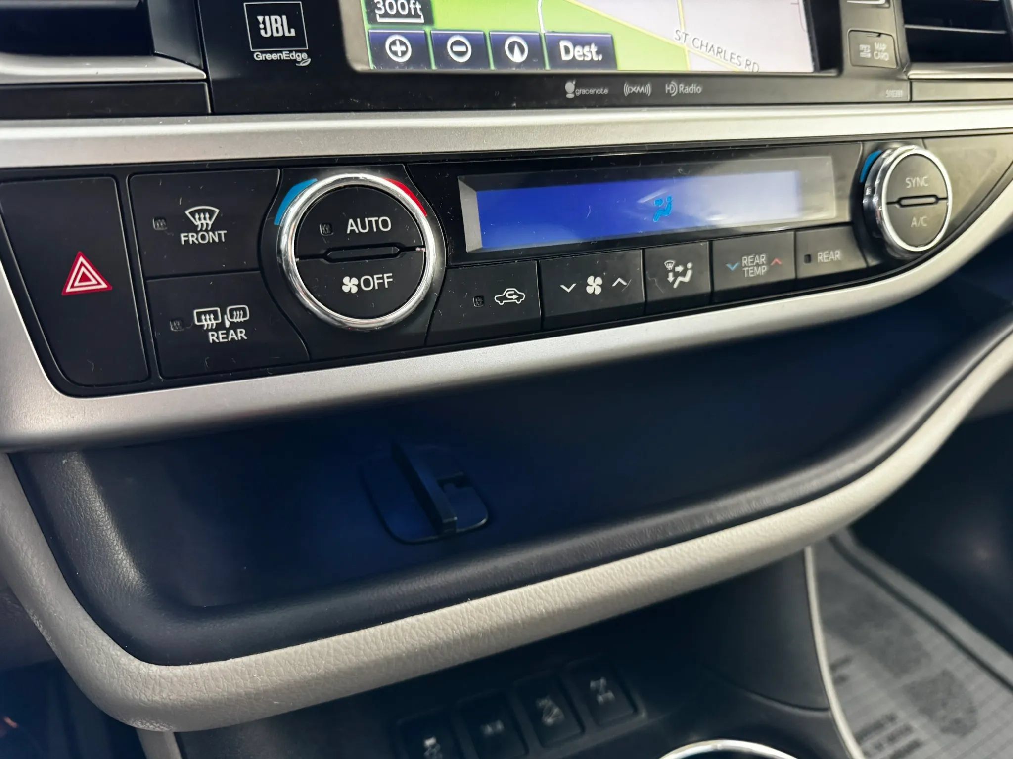 Used 2019 Toyota Highlander Limited Platinum w/ Protection Package #3 AWD/4WD image 37