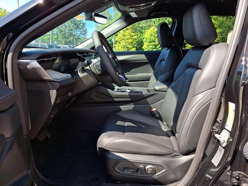 New 2026 Jeep Cherokee Limited AWD/4WD image 9
