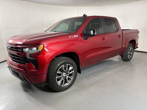 Certified 2025 Chevrolet Silverado 1500 RST w/ Convenience Package II AWD/4WD image 5