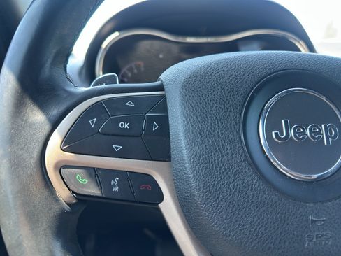 Used 2014 Jeep Grand Cherokee Laredo AWD/4WD image 22