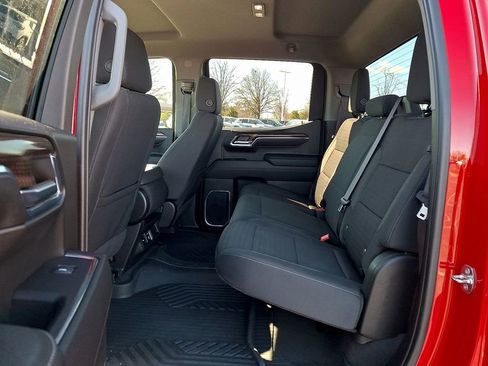 Used 2024 Chevrolet Silverado 1500 LT Trail Boss image 10