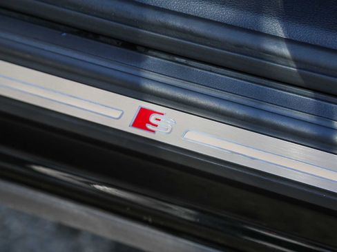 Certified 2023 Audi Q5 2.0T Premium w/ Convenience Package image 25