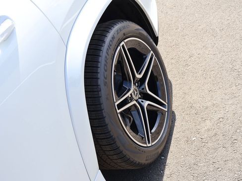 New 2026 Mercedes-Benz GLS 450 4MATIC image 40