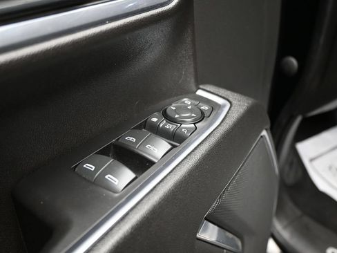 Used 2024 Chevrolet Silverado 2500 LTZ AWD/4WD image 12