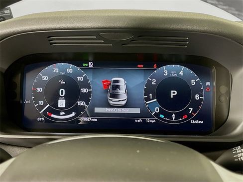 Used 2024 Land Rover Discovery S image 13
