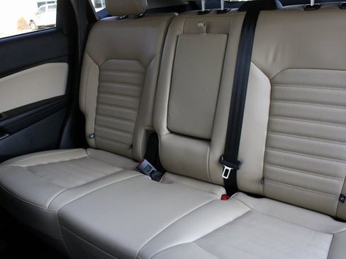 Used 2017 Ford Edge SEL w/ Equipment Group 201A image 22