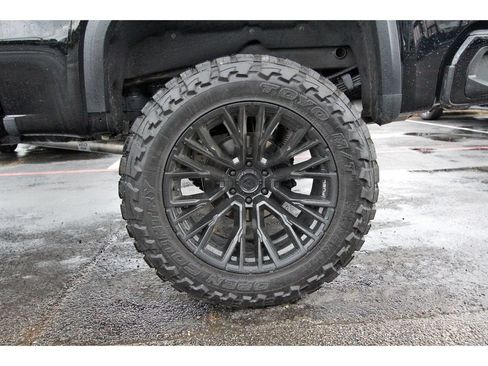 Used 2023 GMC Sierra 1500 AT4X AWD/4WD image 32