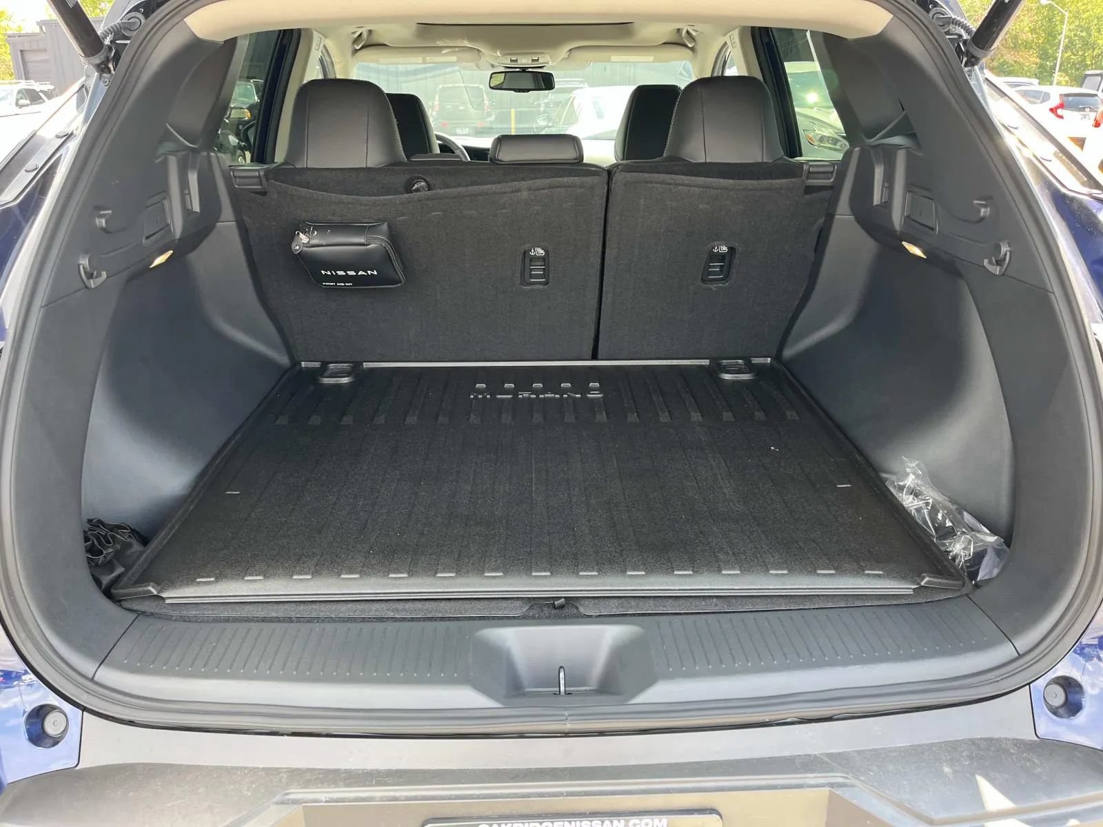 Used 2025 Nissan Murano SL w/ Cargo Package AWD/4WD image 24