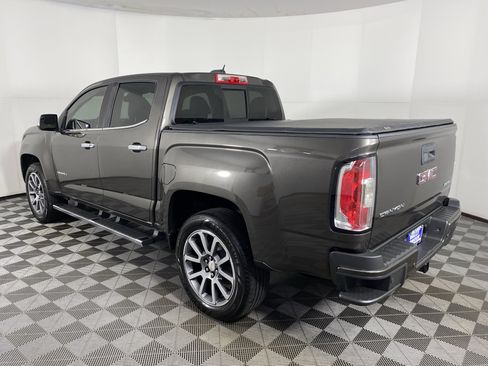 Used 2019 GMC Canyon Denali image 10