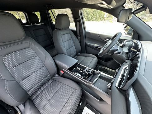New 2026 Chevrolet Equinox LT w/ Midnight Edition image 9