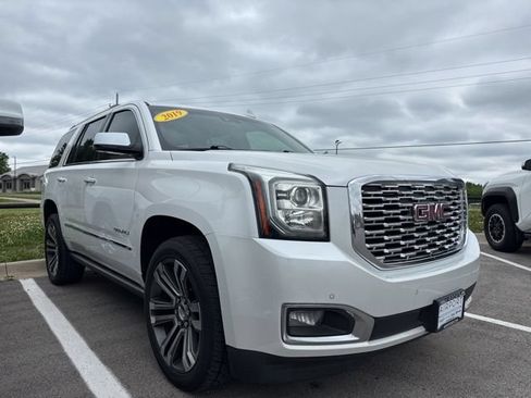 Used 2019 GMC Yukon Denali w/ Denali Ultimate Package AWD/4WD image 23