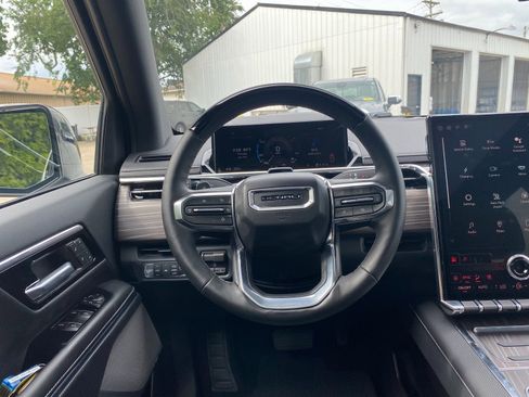 New 2025 GMC Sierra EV Denali image 16