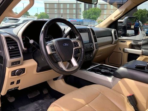 Used 2020 Ford F250 Lariat w/ Lariat Ultimate Package AWD/4WD image 17