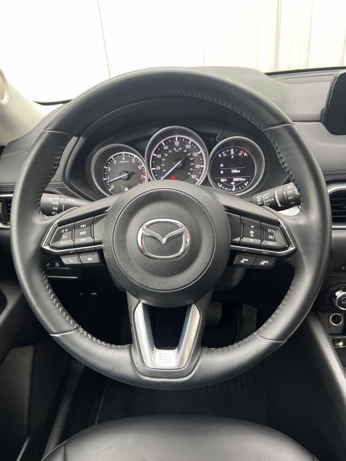 Used 2018 MAZDA CX-5 Touring FWD image 17