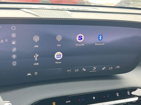 New 2026 Buick Enclave Sport Touring w/ Power Package FWD image 18