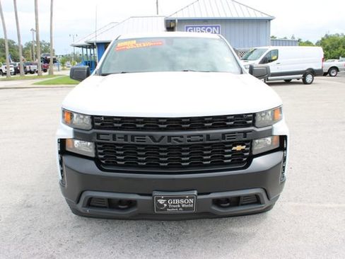 Used 2022 Chevrolet Silverado 1500 W/T w/ Z71 Off-Road Package AWD/4WD image 2