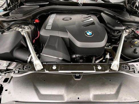 Used 2024 BMW 530i 530i w/ Convenience Package image 29