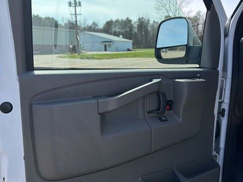 New 2025 Chevrolet Express 2500 image 17