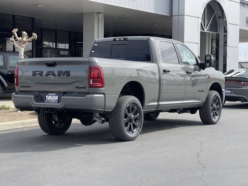 New 2026 RAM 2500 Big Horn AWD/4WD image 6