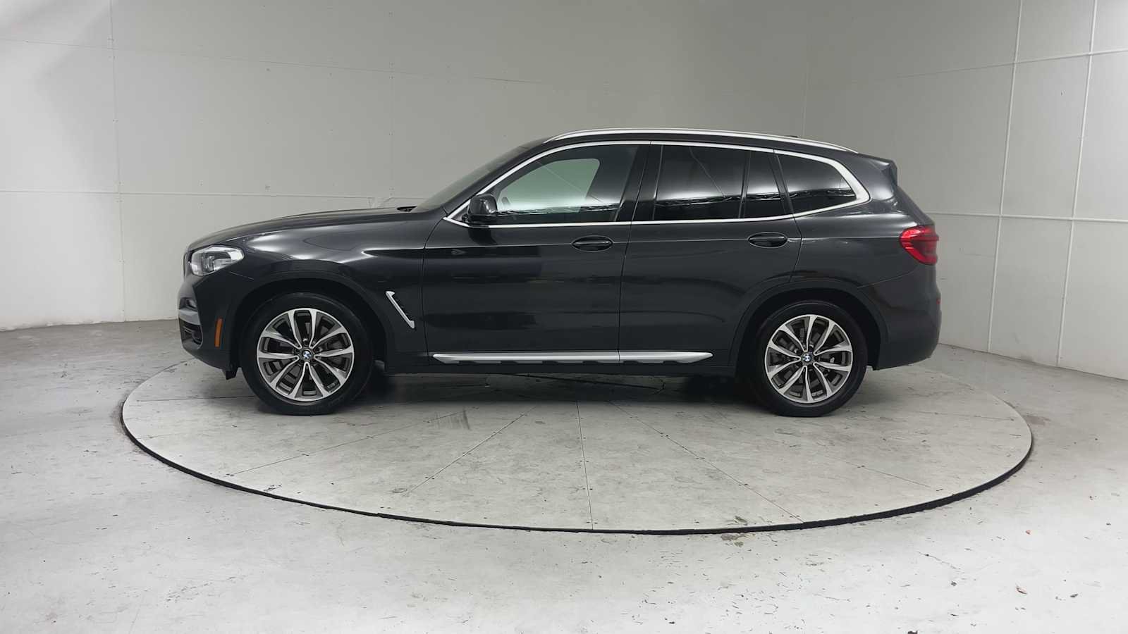 Used 2019 BMW X3 xDrive30i w/ Convenience Package AWD/4WD image 5