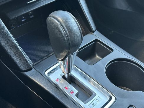 Used 2016 Subaru Outback 2.5i Limited image 19