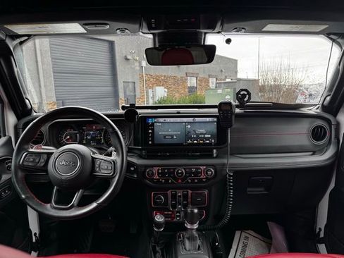 Used 2024 Jeep Wrangler Unlimited Rubicon 392 image 10