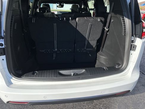 New 2026 Chrysler Pacifica Select AWD/4WD image 22