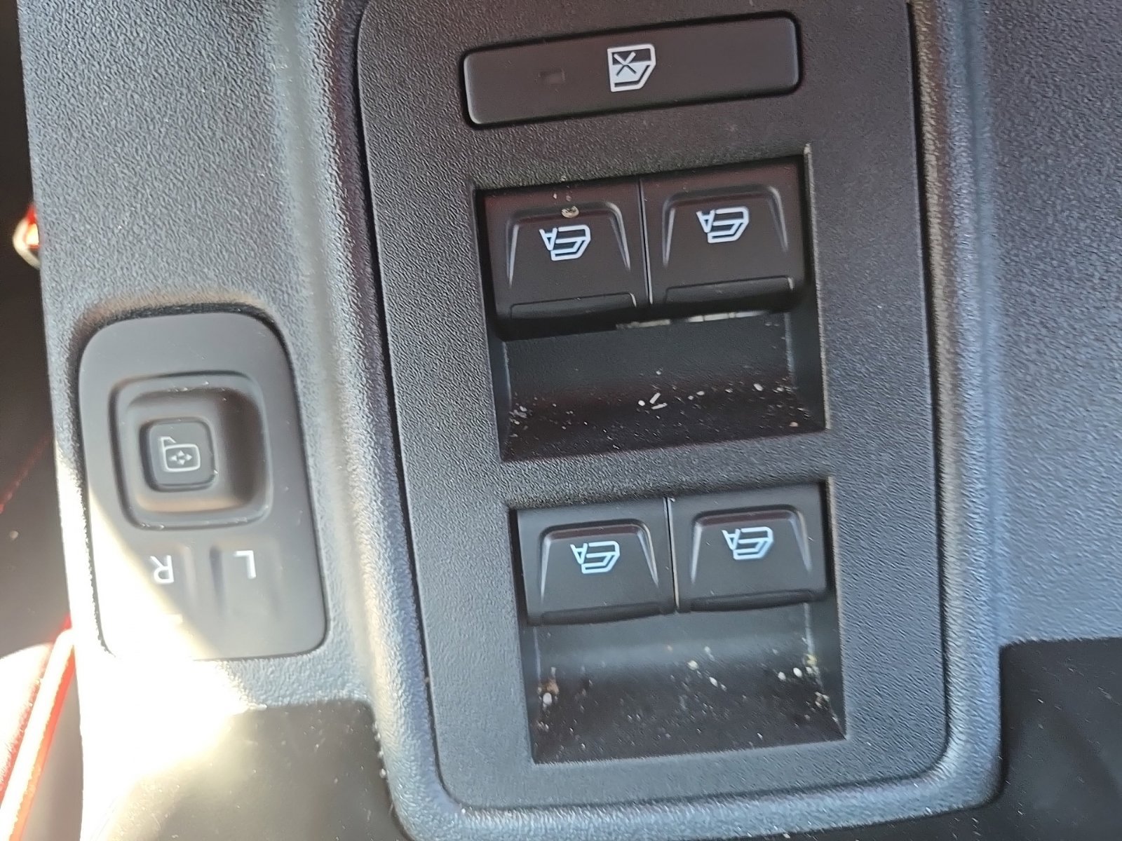 Used 2025 Ford Bronco Heritage Edition AWD/4WD image 16