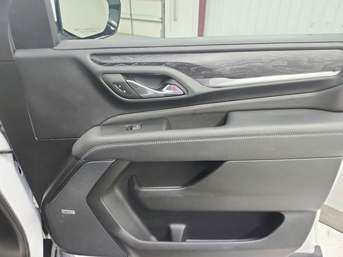 Used 2024 GMC Yukon XL Denali image 43