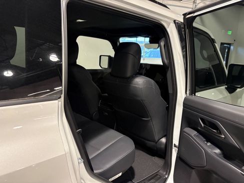 Used 2026 Lexus GX 550 w/ Cold Area Package AWD/4WD image 42