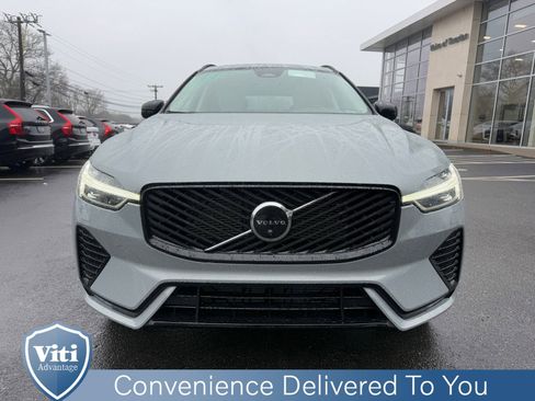 New 2026 Volvo XC60 B5 Ultra w/ Protection Package Premier AWD/4WD image 3